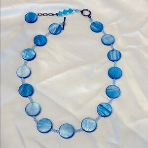 Flat bead necklace.